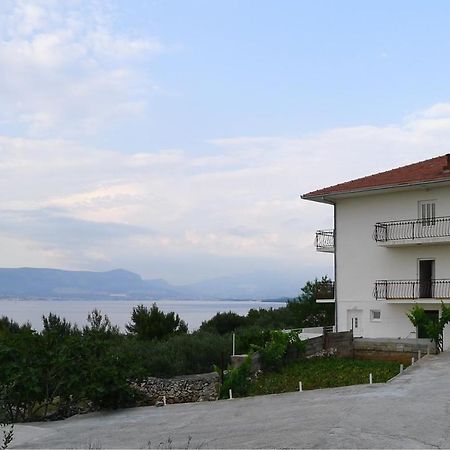 Apartments By The Sea Slatine, Ciovo - 15504 Bagian luar foto