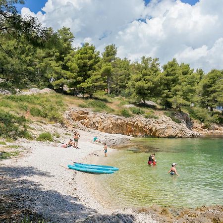 Apartments By The Sea Slatine, Ciovo - 15504 Bagian luar foto
