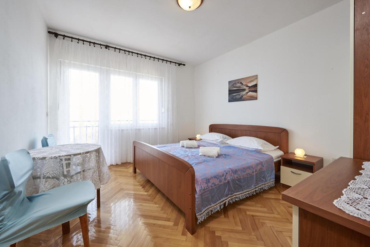 Apartments By The Sea Slatine, Ciovo - 15504 Bagian luar foto